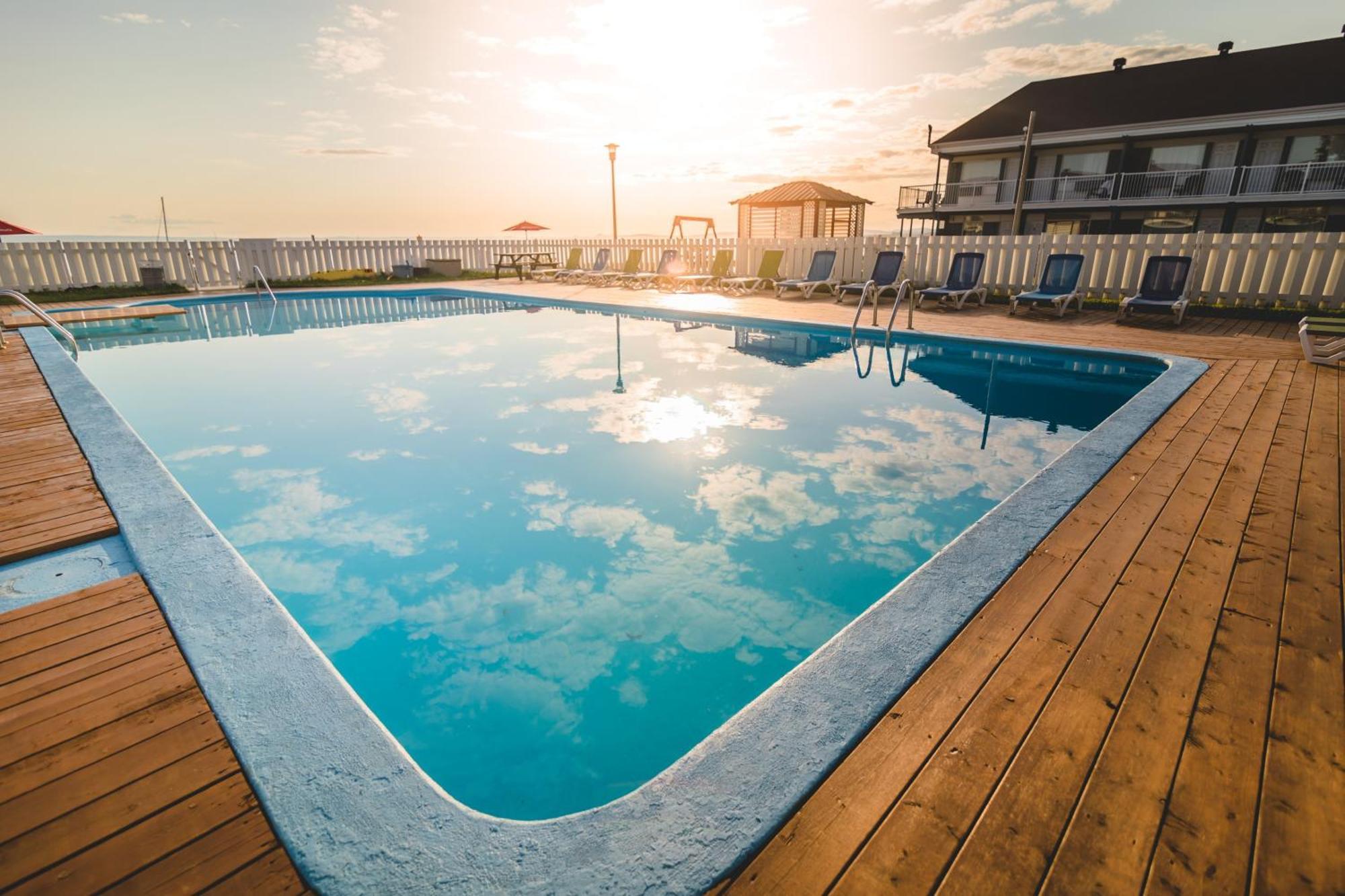 Riotel Carleton-Sur-Mer Esterno foto